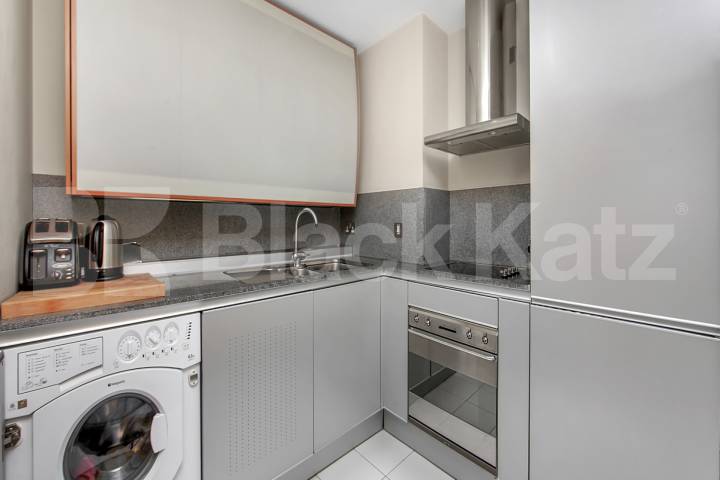 Over looking the banks of River Thames  Tea Trade Wharf, Shad Thames.